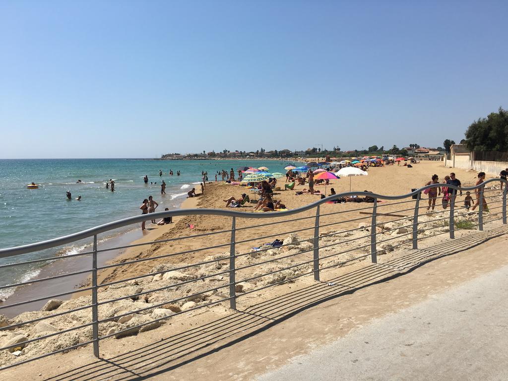 Villa Fronte Mare Avola Bagian luar foto